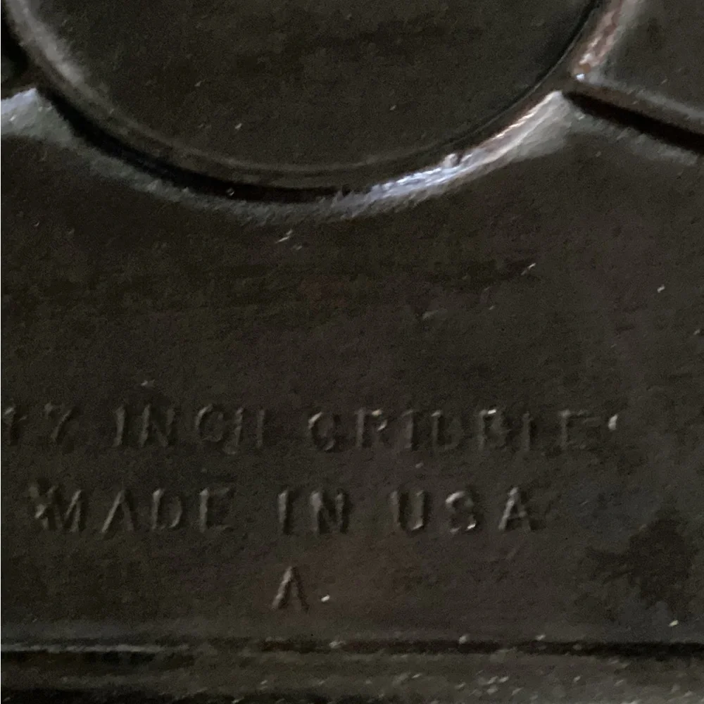🥩  Vintage CAST IRON STEAK SKILLET  MEXICAN FIESTA